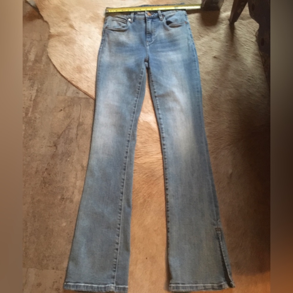 (BLANKNYC) 26 Jeans